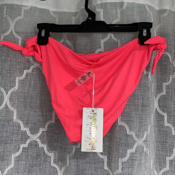 2-piece bikini - Picture 6 of 9